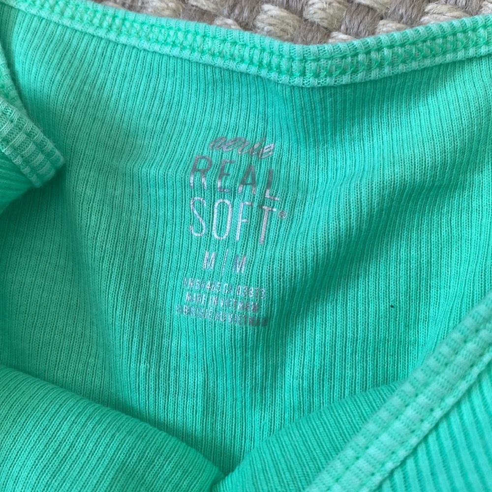 Aerie Cropped Neon Green Tank Top - Picture 3 of 3